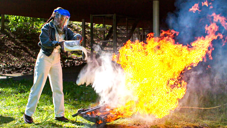 Het Klokhuis | Explosie